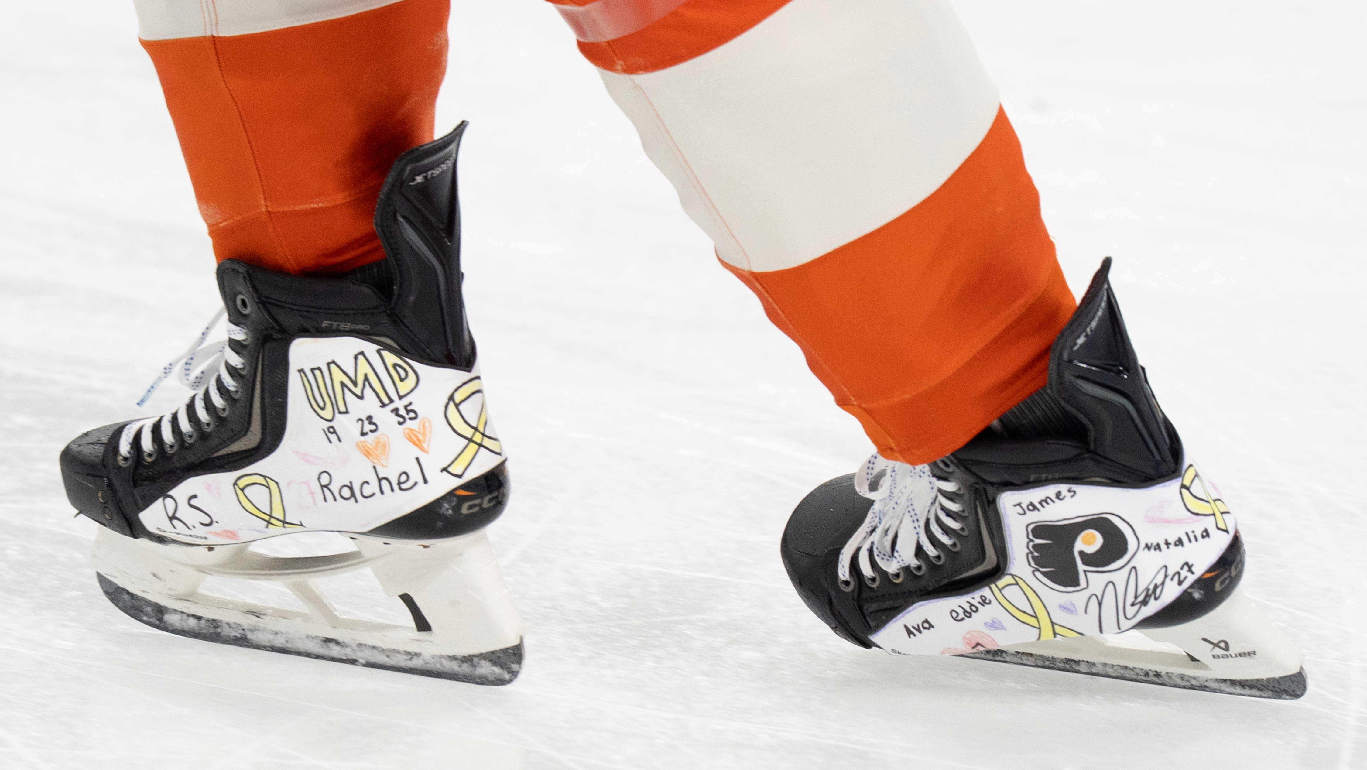 SkateSkins® Makes Official NHL Debut with the Philadelphia Flyers