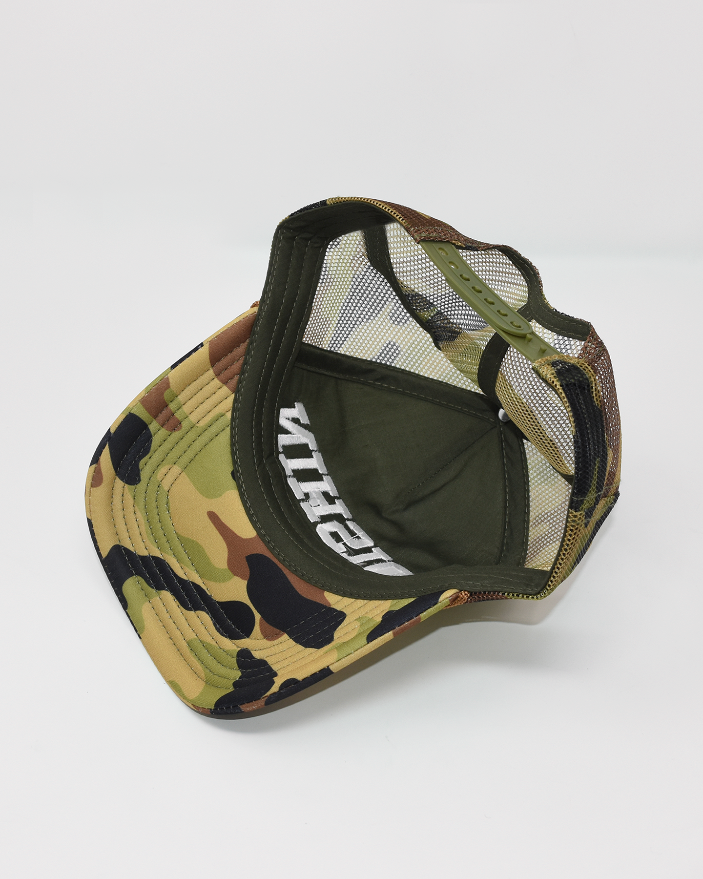 Dishin Hat (Camo)